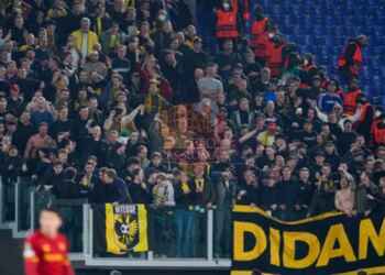 Tifosi Vitesse all'Olimpico