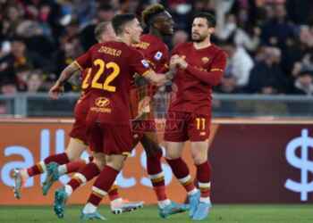 Caròes Perez Esulta gol Roma-Salernitana 2 10042022