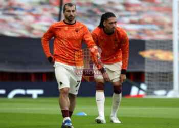 Smalling e Mkhitaryan 2 Riscaldamento Manchester United-Roma