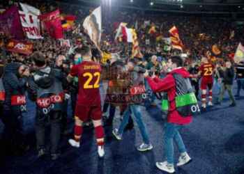 Zaniolo Sotto la curva Roma-Leicester 05052022