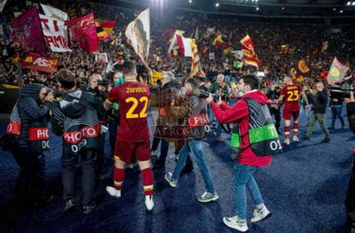 Zaniolo Sotto la curva Roma-Leicester 05052022