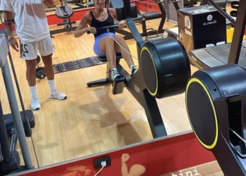 Dybala Palestra con ragazza