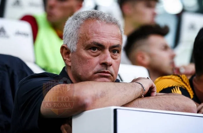 Mourinho Panchina 2 Juventus-Roma 27022022