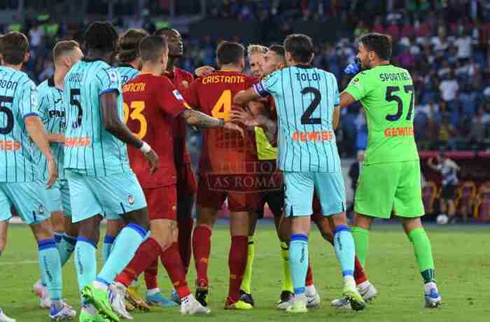 Cristante Discute arbitro Roma-Atalanta 18092022