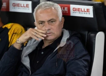 Mourinho Panchina 2 Udinese-Roma 04092022