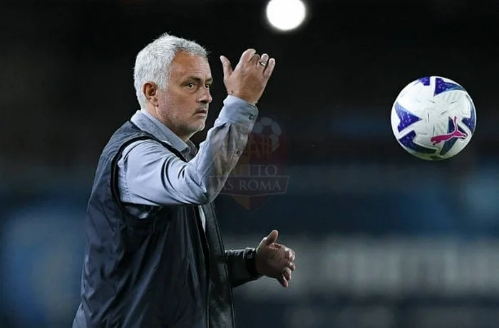 Mourinho Panchina Empoli-Roma 12092022