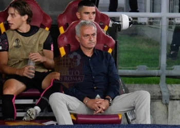 Mourinho Panchina Roma-Helsinki 15092022