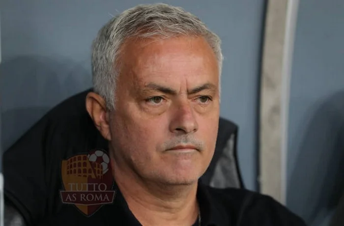 Mourinho Panchina Sampdoria-Roma 17102022