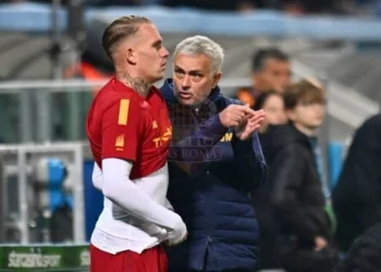 Karsdorp e Mourinho Sassuolo-Roma 09112022