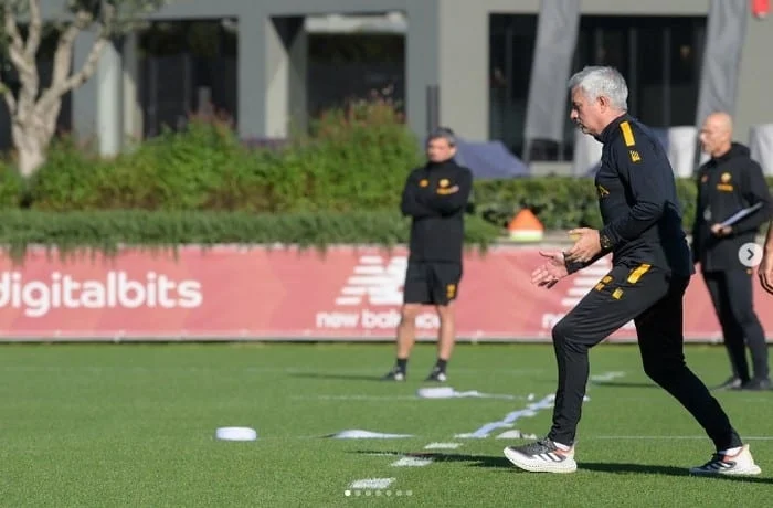 Mourinho Allenamento Trigoria 12122022