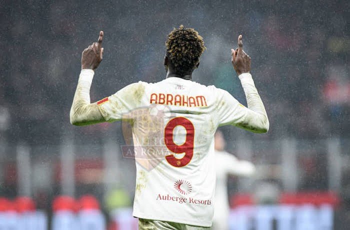 Abraham Esulta gol 3 Milan-Roma 08012023