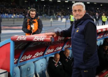 Mourinho Panchina 2 Napoli-Roma 29012023