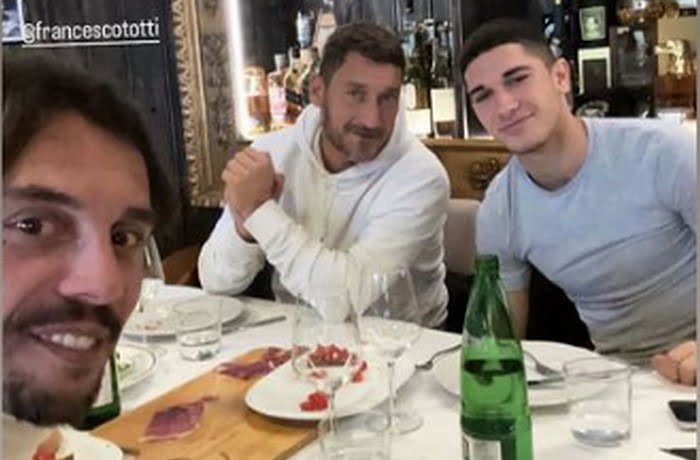 Totti Cena con Volpato Instagram Card