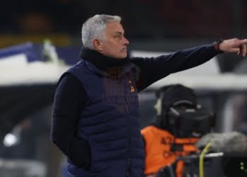 Mourinho Panchina 2 Lecce-Roma 11022023