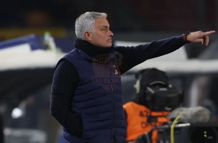 Mourinho Panchina 2 Lecce-Roma 11022023