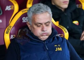 Mourinho Panchina Roma-Cremonese 01022023