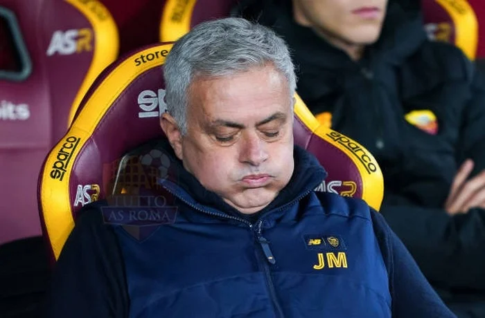 Mourinho Panchina Roma-Cremonese 01022023