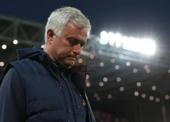 Mourinho Primo piano deluso Atalanta-Roma 24042023