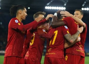 Pellegrini Esulta gol con i compagni Roma-Udinese 16042023