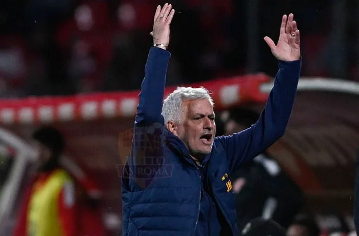 Mourinho Arrabbiato contro Chiffi Monza-Roma 03052023