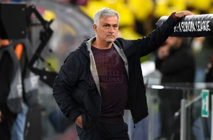 Mourinho Panchina Roma-Bayer Leverkusen 11052023