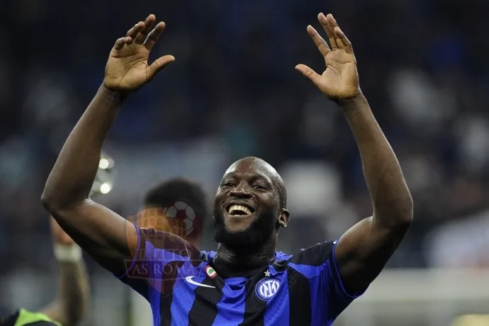 Lukaku Sorridente