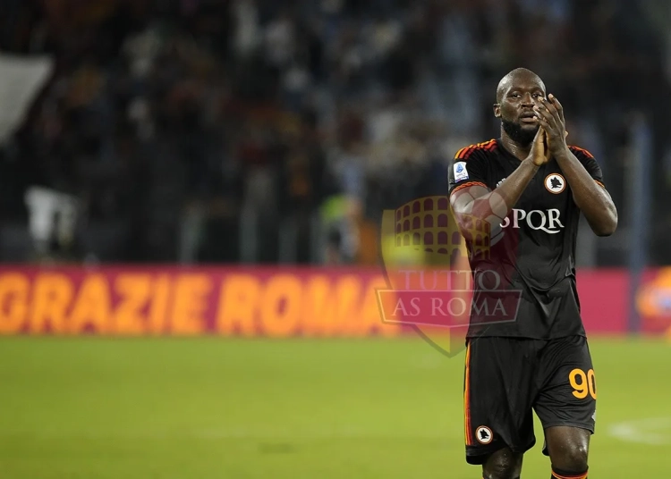 Lukaku Applaude Roma-Frosinone 01102023