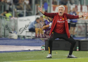 Mourinho Panchina Roma-Servette 05102023