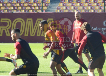 Spinazzola e Joao Costa Rifinitura Slavia Praga-Roma 08 Novembre 2023