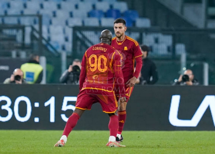 Pellegrini Esulta con Lukaku Roma-Napoli 23122023