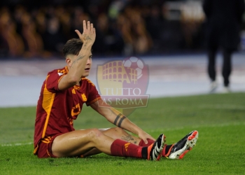 Dybala Infortunio a terra Lazio-Roma Coppa Italia 4 10012024