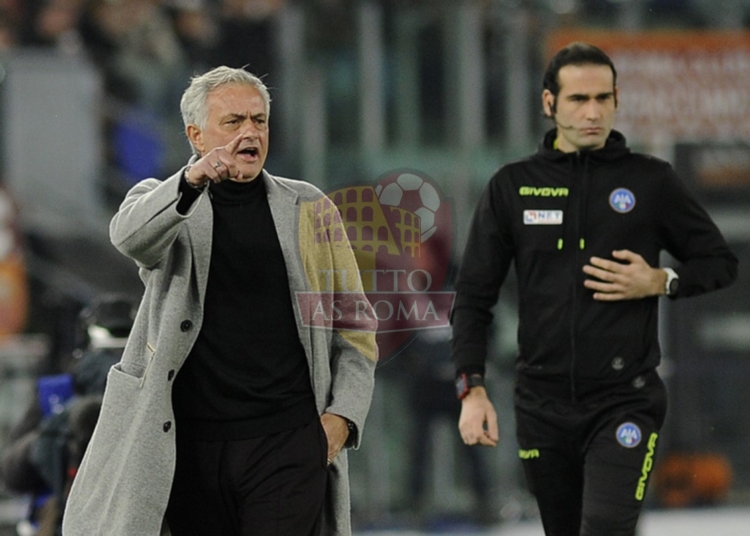 Mourinho Panchina Roma-Cremonese 2 03012024