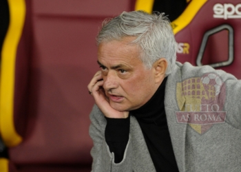 Mourinho Panchina Roma-Cremonese Coppa Italia 4 03012024