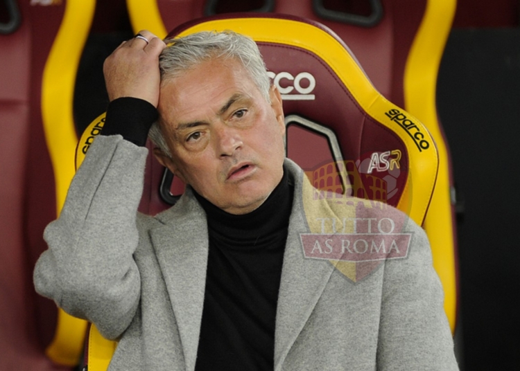 Mourinho Panchina Roma-Cremonese Coppa Italia 6 03012024