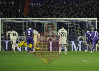 Svilar Para rigore Fiorentina-Roma 10032024