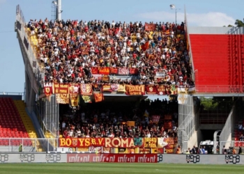 Tifosi romanisti a Lecce