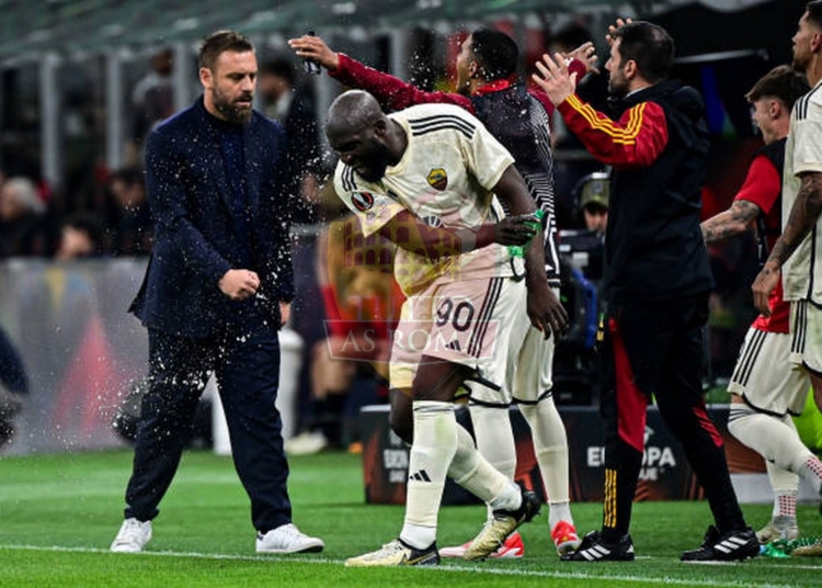 Lukaku e De Rossi Gesto stizza MilanRoma 11042024