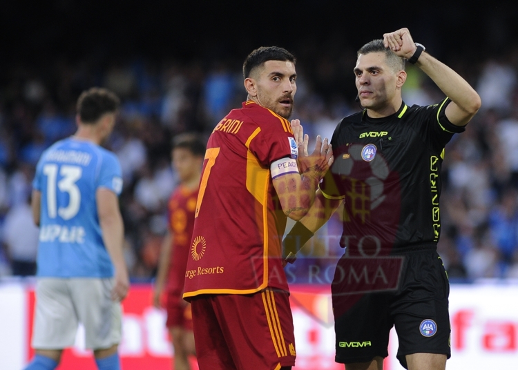 Pellegrini Discute arbitro Sozza Napoli-Roma 28042024