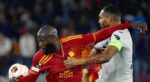 Lukaku Azione contrasto Tah Roma-Bayer Leverkusen 02052024