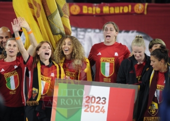 Femminile Sotto la Sud Festeggiare scudetto Roma-Juventus 05052024