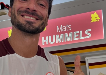 Hummels Sorridente allenamento