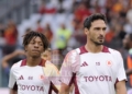 Sangaré e Hummels Riscaldamento