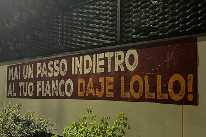 Striscione a favore di Pellegrini