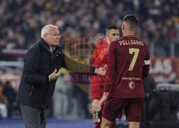 Ranieri e Pellegrini Panchina discutono Roma-Lazio 05012025