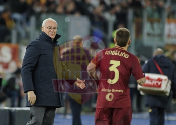 Ranieri e Angeliño Panchina discutono Roma-Genoa 17012025