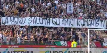 Striscione Tifosi Udinese Saluto Romanisti