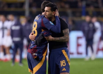 Paredes e Soulé Esultano gol Parma-Roma 26022025