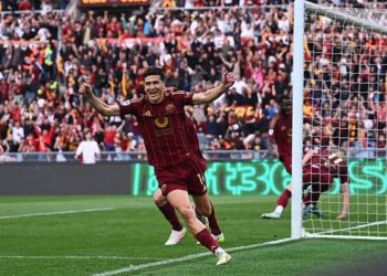 Dovbyk Esulta gol Roma-Fiorentina 04052025