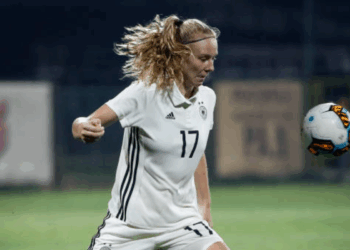 Annalena Rieke - Photo by Srdjan Stevanovic