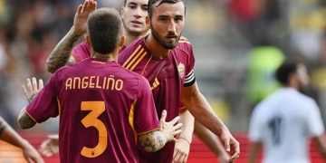 Cristante Esulta gol con Angeliño e Soulé Roma Meom 16082025
